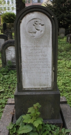 picture 01299-1-1-AF-apr2011.JPG