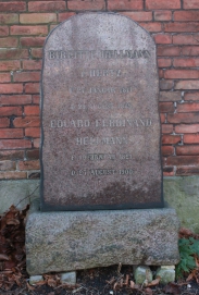 picture 01599-1-1-AF-dec2011.JPG