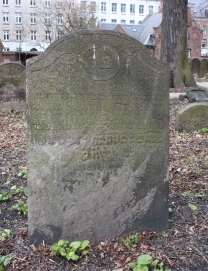 picture 03846-1-1-AF-apr2011.JPG