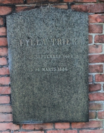 picture 04204-1-1-AF-dec2011.JPG